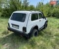 Белый ВАЗ 21214, объемом двигателя 1.9 л и пробегом 38 тыс. км за 8888 $, фото 6 на Automoto.ua