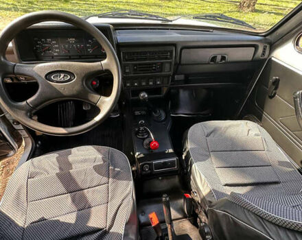 Белый ВАЗ 21214, объемом двигателя 1.69 л и пробегом 96 тыс. км за 2899 $, фото 13 на Automoto.ua