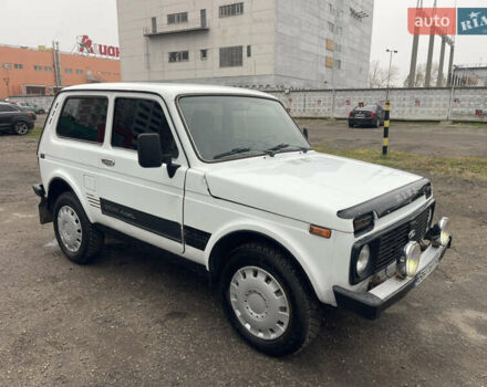 Білий ВАЗ 21214, об'ємом двигуна 1.7 л та пробігом 171 тис. км за 3300 $, фото 2 на Automoto.ua