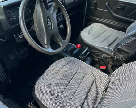 Белый ВАЗ 21214, объемом двигателя 1.69 л и пробегом 96 тыс. км за 2899 $, фото 15 на Automoto.ua