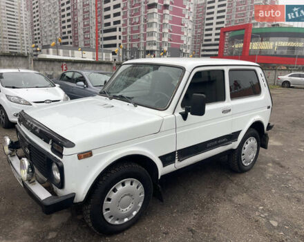 Білий ВАЗ 21214, об'ємом двигуна 1.7 л та пробігом 171 тис. км за 3300 $, фото 1 на Automoto.ua