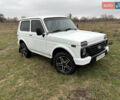 Білий ВАЗ 21214, об'ємом двигуна 1.7 л та пробігом 145 тис. км за 3700 $, фото 5 на Automoto.ua