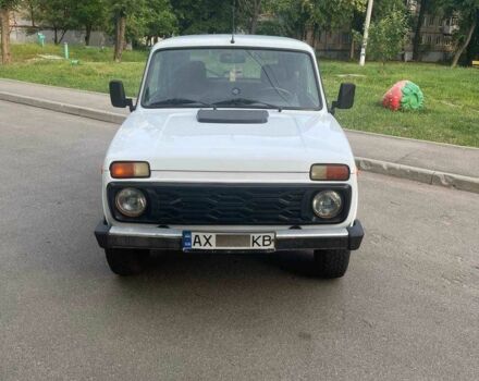 Білий ВАЗ 21214, об'ємом двигуна 1.69 л та пробігом 170 тис. км за 4000 $, фото 2 на Automoto.ua
