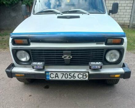 Білий ВАЗ 21214, об'ємом двигуна 1.7 л та пробігом 87 тис. км за 3100 $, фото 1 на Automoto.ua