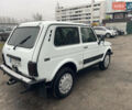 Білий ВАЗ 21214, об'ємом двигуна 1.7 л та пробігом 171 тис. км за 3300 $, фото 4 на Automoto.ua