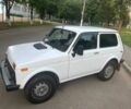 Белый ВАЗ 21214, объемом двигателя 1.69 л и пробегом 170 тыс. км за 3500 $, фото 1 на Automoto.ua