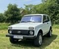 Белый ВАЗ 21214, объемом двигателя 1.7 л и пробегом 120 тыс. км за 4200 $, фото 1 на Automoto.ua