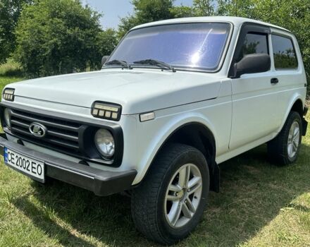 ВАЗ 21214 2010 в Черновцах на Automoto.ua Белый ВАЗ 21214, объемом двигателя 1.7 л и пробегом 120 тыс. км за 4200 $, фото 2 на Automoto.ua