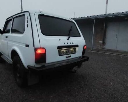 Білий ВАЗ 21214, об'ємом двигуна 1.7 л та пробігом 170 тис. км за 4500 $, фото 5 на Automoto.ua