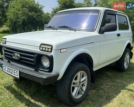 Белый ВАЗ 21214, объемом двигателя 1.7 л и пробегом 120 тыс. км за 4200 $, фото 1 на Automoto.ua