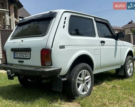 Белый ВАЗ 21214, объемом двигателя 1.7 л и пробегом 120 тыс. км за 4200 $, фото 5 на Automoto.ua