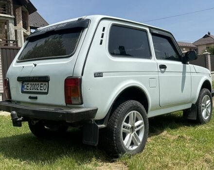 ВАЗ 21214 2010 в Черновцах на Automoto.ua Белый ВАЗ 21214, объемом двигателя 1.7 л и пробегом 120 тыс. км за 4200 $, фото 6 на Automoto.ua