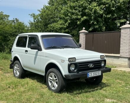 ВАЗ 21214 2010 в Черновцах на Automoto.ua Белый ВАЗ 21214, объемом двигателя 1.7 л и пробегом 120 тыс. км за 4200 $, фото 1 на Automoto.ua