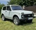Белый ВАЗ 21214, объемом двигателя 1.7 л и пробегом 120 тыс. км за 4200 $, фото 4 на Automoto.ua