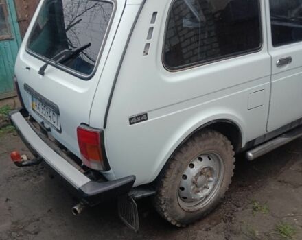 Белый ВАЗ 21214, объемом двигателя 1.7 л и пробегом 77 тыс. км за 4500 $, фото 3 на Automoto.ua