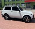 Белый ВАЗ 21214, объемом двигателя 1.7 л и пробегом 214 тыс. км за 4600 $, фото 10 на Automoto.ua