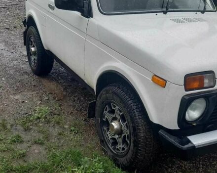 Белый ВАЗ 21214, объемом двигателя 1.7 л и пробегом 151 тыс. км за 3900 $, фото 3 на Automoto.ua