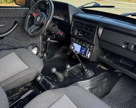 Белый ВАЗ 21214, объемом двигателя 1.7 л и пробегом 218 тыс. км за 4500 $, фото 10 на Automoto.ua