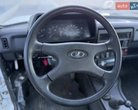 ВАЗ 21214 2011 в Днепре (Днепропетровске) на Automoto.ua Белый ВАЗ 21214, объемом двигателя 1.69 л и пробегом 295 тыс. км за 3599 $, фото 16 на Automoto.ua