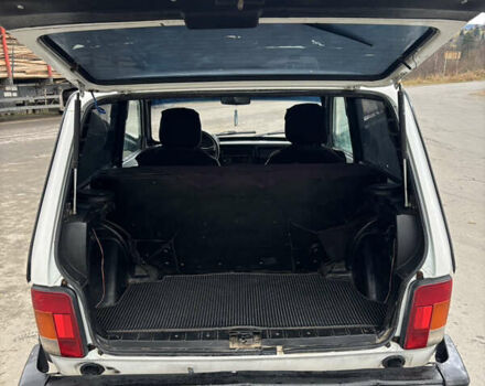 Белый ВАЗ 21214, объемом двигателя 1.7 л и пробегом 250 тыс. км за 4200 $, фото 8 на Automoto.ua