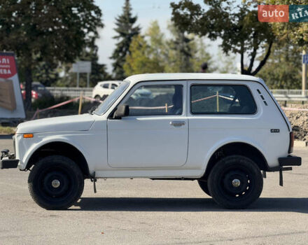 ВАЗ 21214 2011 в Днепре (Днепропетровске) на Automoto.ua Белый ВАЗ 21214, объемом двигателя 1.69 л и пробегом 295 тыс. км за 3599 $, фото 1 на Automoto.ua