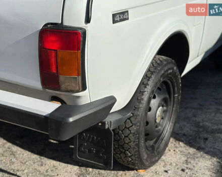 ВАЗ 21214 2011 у Дніпро (Дніпропетровську) на Automoto.ua Білий ВАЗ 21214, об'ємом двигуна 1.7 л та пробігом 295 тис. км за 3599 $, фото 22 на Automoto.ua