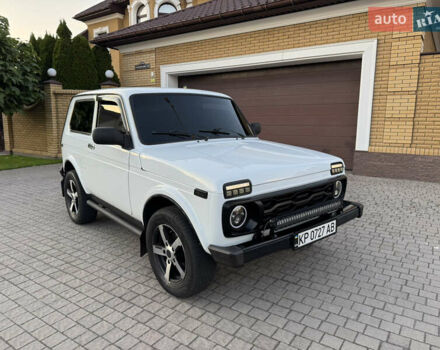 Білий ВАЗ 21214, об'ємом двигуна 1.7 л та пробігом 160 тис. км за 3999 $, фото 13 на Automoto.ua