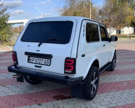 Белый ВАЗ 21214, объемом двигателя 1.7 л и пробегом 218 тыс. км за 4500 $, фото 7 на Automoto.ua