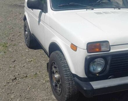 Белый ВАЗ 21214, объемом двигателя 1.7 л и пробегом 151 тыс. км за 3900 $, фото 12 на Automoto.ua