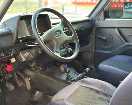 ВАЗ 21214 2011 у Дніпро (Дніпропетровську) на Automoto.ua Білий ВАЗ 21214, об'ємом двигуна 1.7 л та пробігом 295 тис. км за 3599 $, фото 9 на Automoto.ua