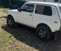 Белый ВАЗ 21214, объемом двигателя 1.7 л и пробегом 151 тыс. км за 3900 $, фото 1 на Automoto.ua