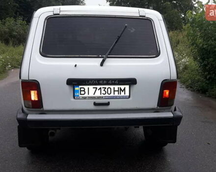 Белый ВАЗ 21214, объемом двигателя 1.7 л и пробегом 165 тыс. км за 4300 $, фото 5 на Automoto.ua