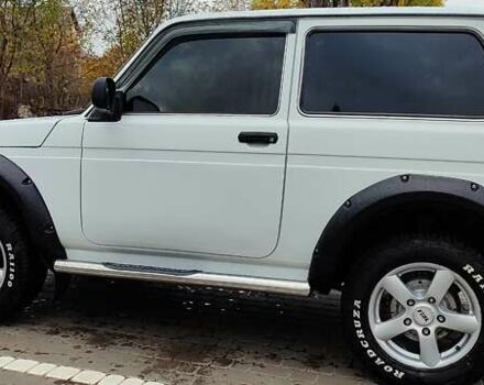 ВАЗ 21214 2011 в Харькове на Automoto.ua Белый ВАЗ 21214, объемом двигателя 1.69 л и пробегом 197 тыс. км за 5500 $, фото 6 на Automoto.ua