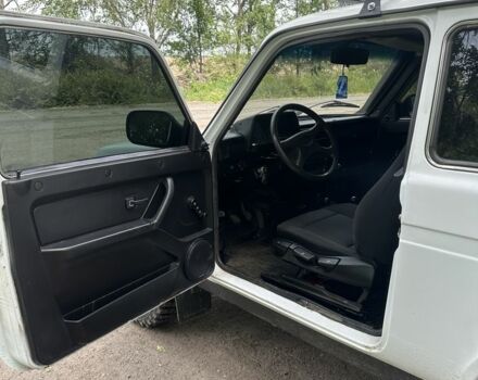 Белый ВАЗ 21214, объемом двигателя 1.7 л и пробегом 270 тыс. км за 4799 $, фото 19 на Automoto.ua