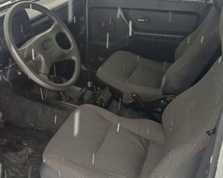 Белый ВАЗ 21214, объемом двигателя 1.69 л и пробегом 113 тыс. км за 4999 $, фото 5 на Automoto.ua