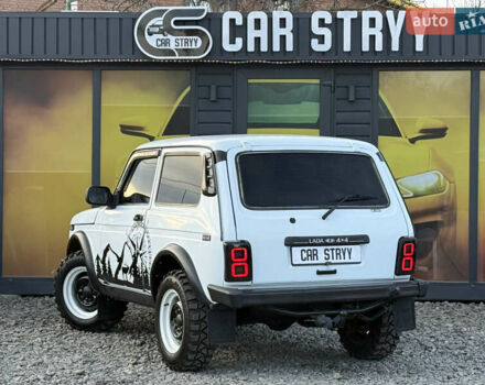 Белый ВАЗ 21214, объемом двигателя 1.7 л и пробегом 113 тыс. км за 4999 $, фото 11 на Automoto.ua