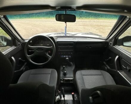 Белый ВАЗ 21214, объемом двигателя 1.7 л и пробегом 270 тыс. км за 4799 $, фото 9 на Automoto.ua