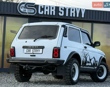 Белый ВАЗ 21214, объемом двигателя 1.7 л и пробегом 113 тыс. км за 4999 $, фото 21 на Automoto.ua