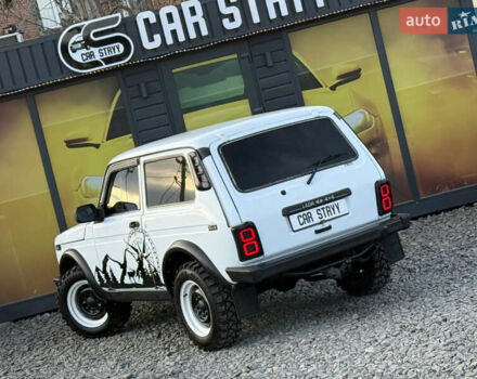 Белый ВАЗ 21214, объемом двигателя 1.7 л и пробегом 113 тыс. км за 4999 $, фото 13 на Automoto.ua