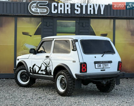 Белый ВАЗ 21214, объемом двигателя 1.7 л и пробегом 113 тыс. км за 4999 $, фото 12 на Automoto.ua