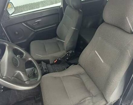 Белый ВАЗ 21214, объемом двигателя 1.69 л и пробегом 113 тыс. км за 4999 $, фото 9 на Automoto.ua