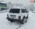 Белый ВАЗ 21214, объемом двигателя 1.69 л и пробегом 113 тыс. км за 4999 $, фото 22 на Automoto.ua