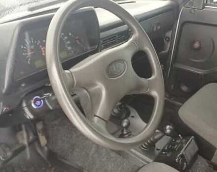 Белый ВАЗ 21214, объемом двигателя 1.69 л и пробегом 113 тыс. км за 4999 $, фото 7 на Automoto.ua