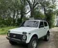 Белый ВАЗ 21214, объемом двигателя 1.7 л и пробегом 270 тыс. км за 4799 $, фото 1 на Automoto.ua