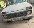 Белый ВАЗ 21214, объемом двигателя 1.7 л и пробегом 95 тыс. км за 1210 $, фото 3 на Automoto.ua