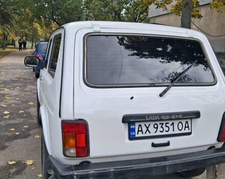 Білий ВАЗ 21214, об'ємом двигуна 1.69 л та пробігом 123 тис. км за 5200 $, фото 4 на Automoto.ua