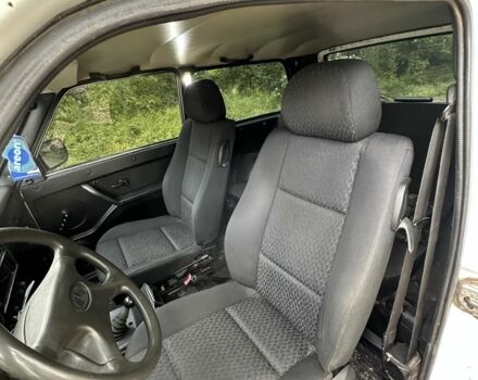 Белый ВАЗ 21214, объемом двигателя 1.7 л и пробегом 270 тыс. км за 4799 $, фото 18 на Automoto.ua