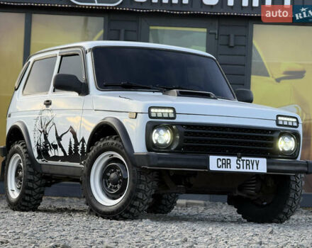 Белый ВАЗ 21214, объемом двигателя 1.7 л и пробегом 113 тыс. км за 4999 $, фото 6 на Automoto.ua