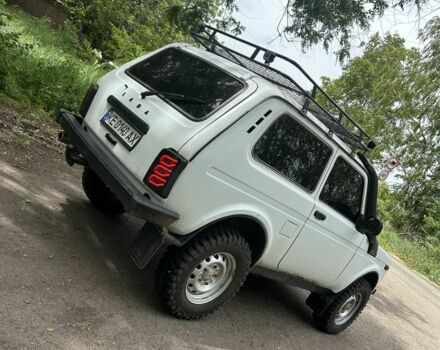 Белый ВАЗ 21214, объемом двигателя 1.7 л и пробегом 270 тыс. км за 4799 $, фото 3 на Automoto.ua