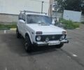 Білий ВАЗ 21214, об'ємом двигуна 2 л та пробігом 198 тис. км за 3000 $, фото 1 на Automoto.ua